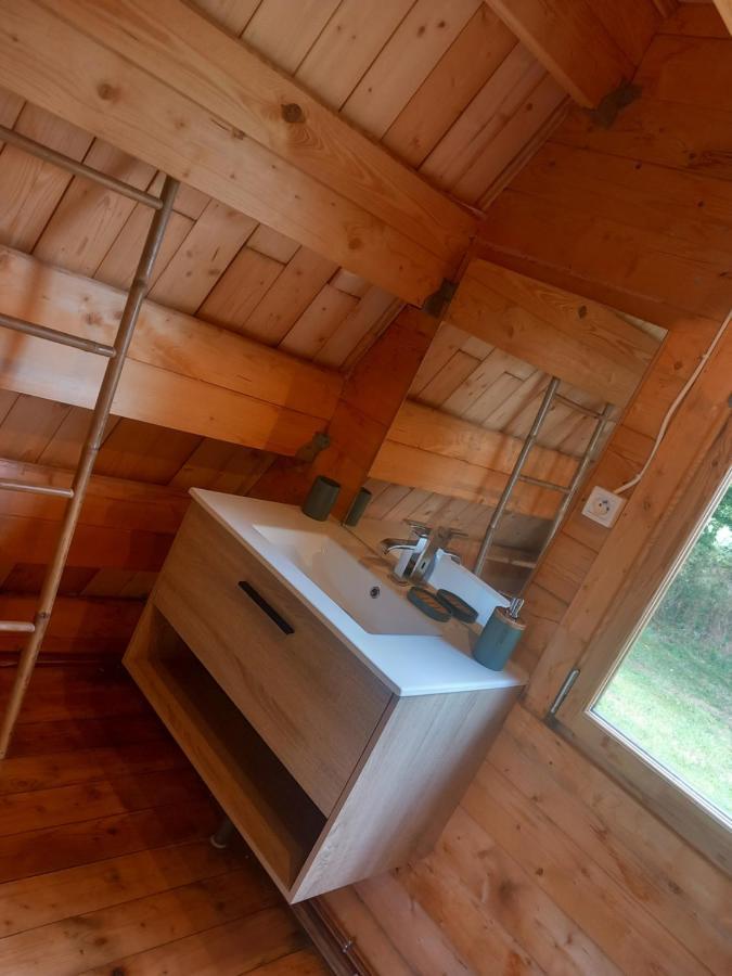 Le Studio Du Pressoir Gisay Екстер'єр фото